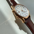 Часы • Frédérique Constant • Золотой