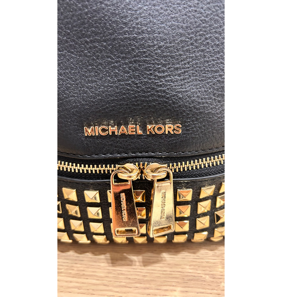 Рюкзак • Michael Kors • Черный