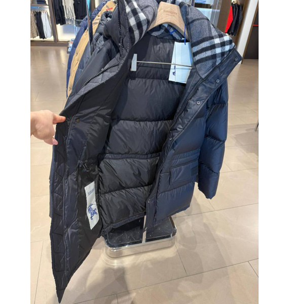 Пуховик • Burberry • Черный