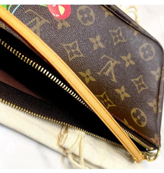 Сумка • Louis Vuitton • Коричневый