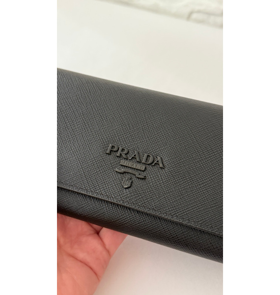 Кошелек • Prada • Черный