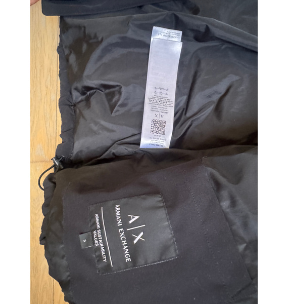 Куртка • Armani Exchange • Черный