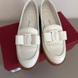 Лоферы • Salvatore Ferragamo • Белый