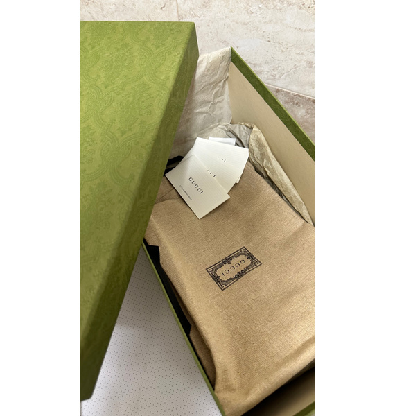 Сандалии • Gucci • Розовый