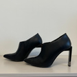 Ботильоны • Charles & Keith • Черный