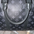 Сумка • Louis Vuitton • Черный