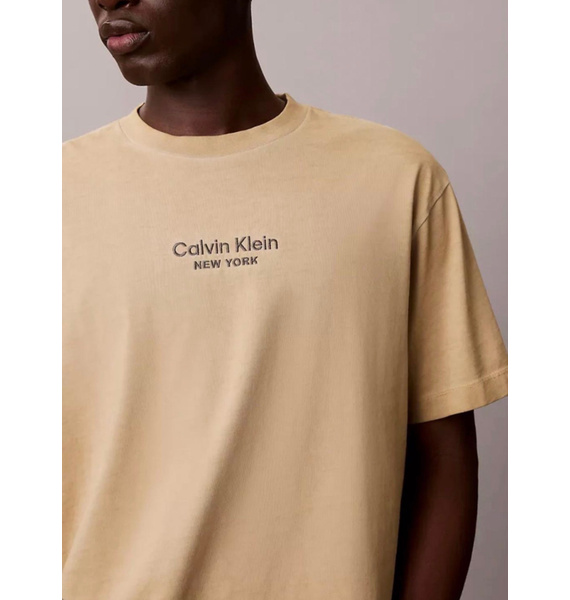 Футболка • Calvin Klein Jeans • Горчичный