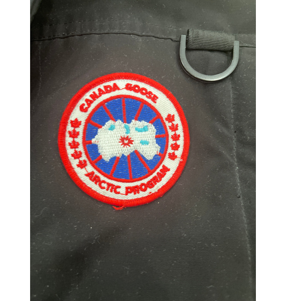 Пуховик • Canada Goose • Черный
