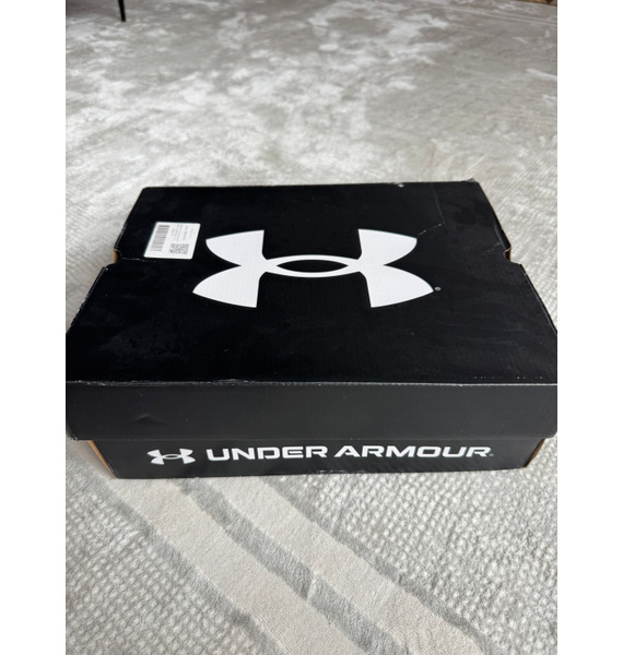 Ботинки • Under Armour • Черный