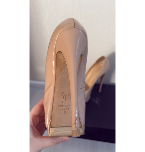 Туфли • G. Zanotti • Бежевый