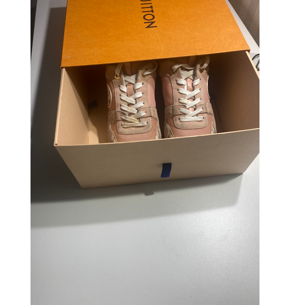 Кроссовки • Louis Vuitton • Розовый
