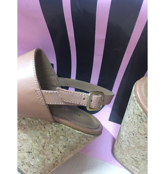 Босоножки • Kurt Geiger London • Коричневый