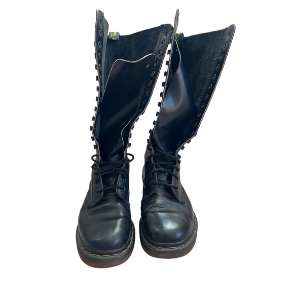 Ботинки • Dr. Martens • Черный