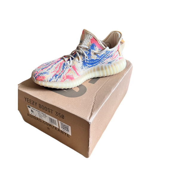 Кроссовки • Yeezy • Бежевый