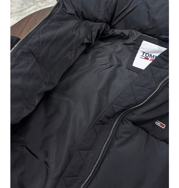 Куртка • Tommy Jeans • Черный