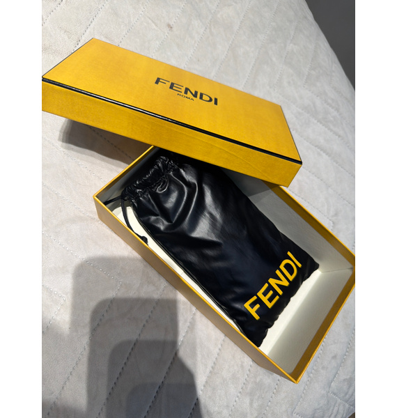 Солнцезащитные очки • Fendi Eyewear • Антрацит