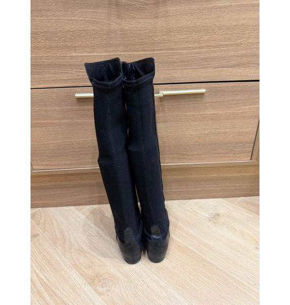 Сапоги • Stuart Weitzman • Черный
