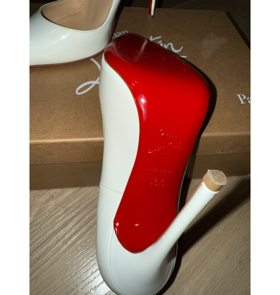 Туфли • Christian Louboutin • Белый