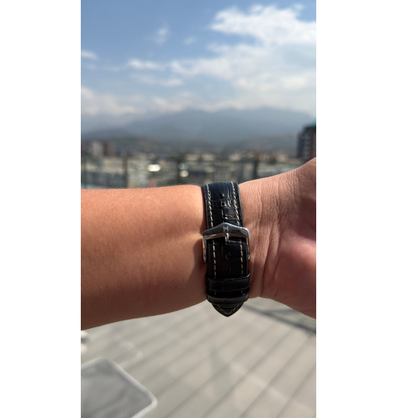 Часы • Swatch • Черный