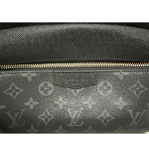 Сумка • Louis Vuitton • Черный