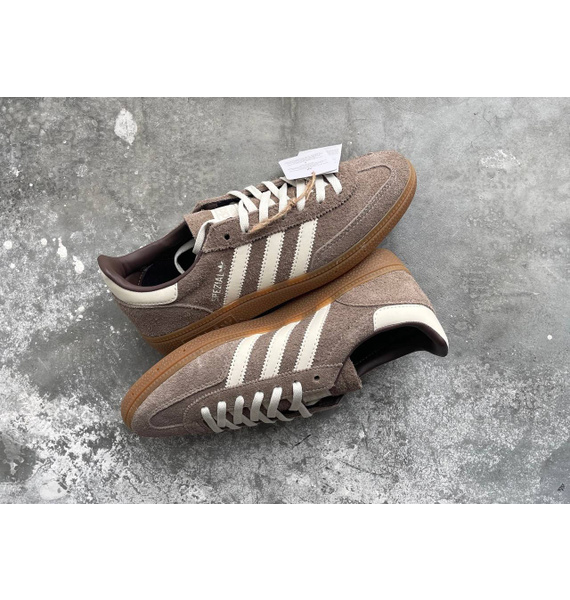 Кроссовки • adidas Originals • Коричневый