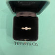 Кольцо • Tiffany & Co. • Белый