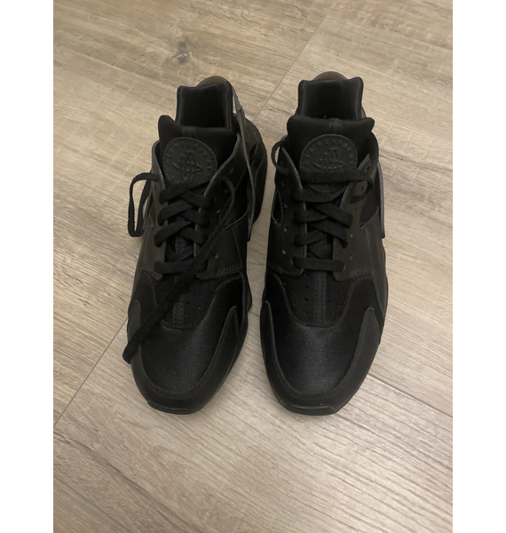 Кроссовки • Nike • Черный