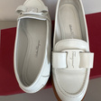 Лоферы • Salvatore Ferragamo • Белый