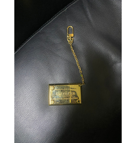 Брелок • Louis Vuitton • Желтый