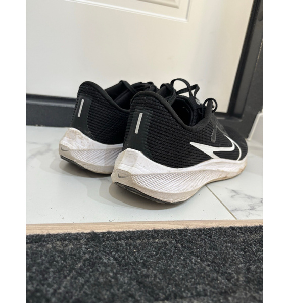 Кроссовки • Nike • Другое