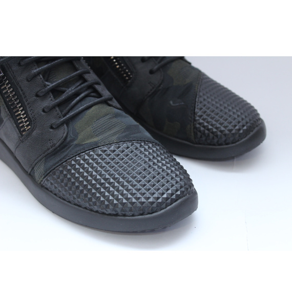Кроссовки • Giuseppe Zanotti • Мульти