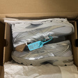 Кроссовки • ASICS • Белый