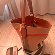 Сумка • Burberry • Бежевый