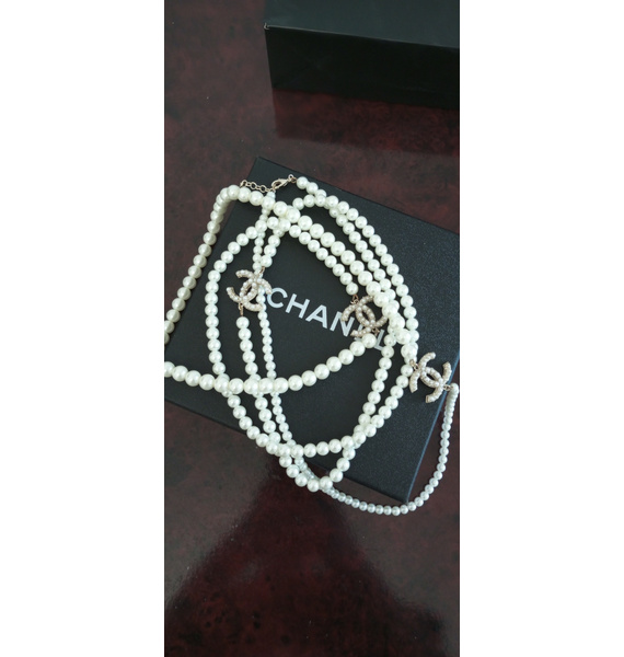 Бусы • Chanel • Белый