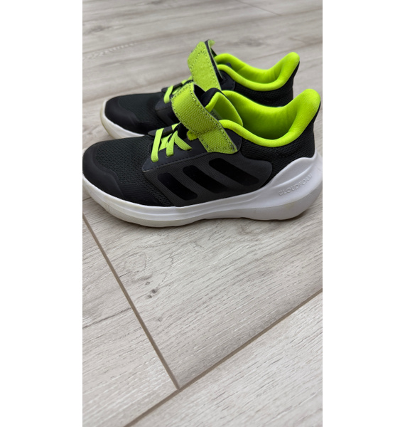 Кроссовки • adidas • Черный