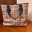 Сумка • Burberry • Бежевый