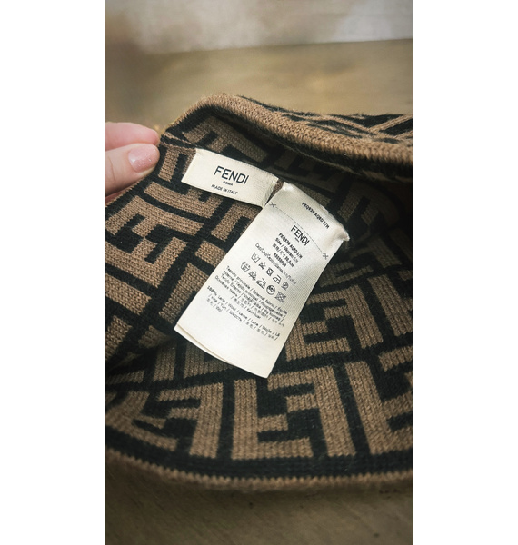 Шапка • Fendi • Коричневый