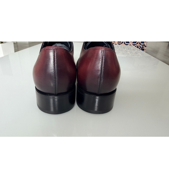 Туфли • Prada • Бордовый