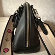 Сумка • Louis Vuitton • Черный
