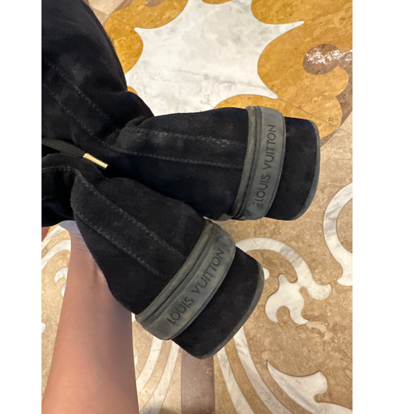 Ботинки • Louis Vuitton • Черный