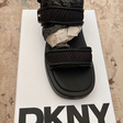 Сандалии • DKNY • Черный