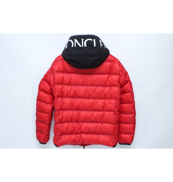 Пуховик • Moncler • Красный