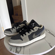 Кроссовки • Nike • Серый