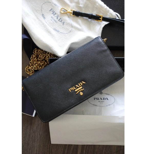 Сумка • Prada • Черный