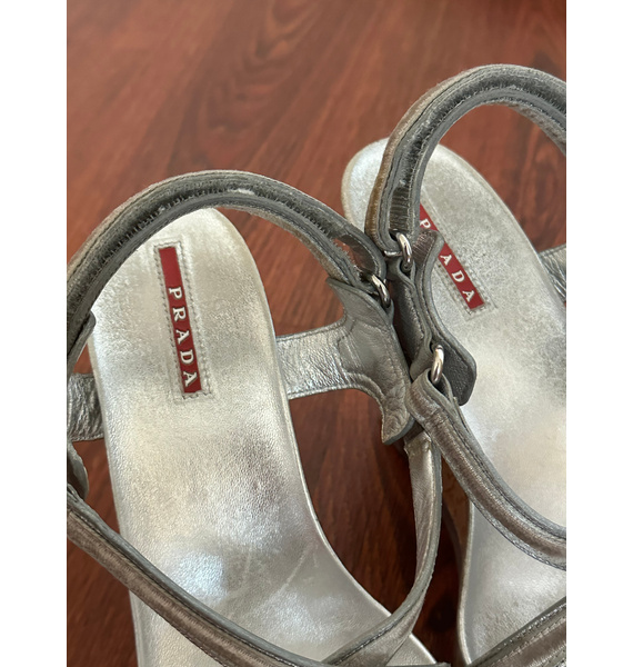 Сандалии • Prada • Серебряный