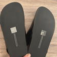 Сандалии • Charles & Keith • Черный