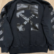 Свитшот • Off-White • Черный