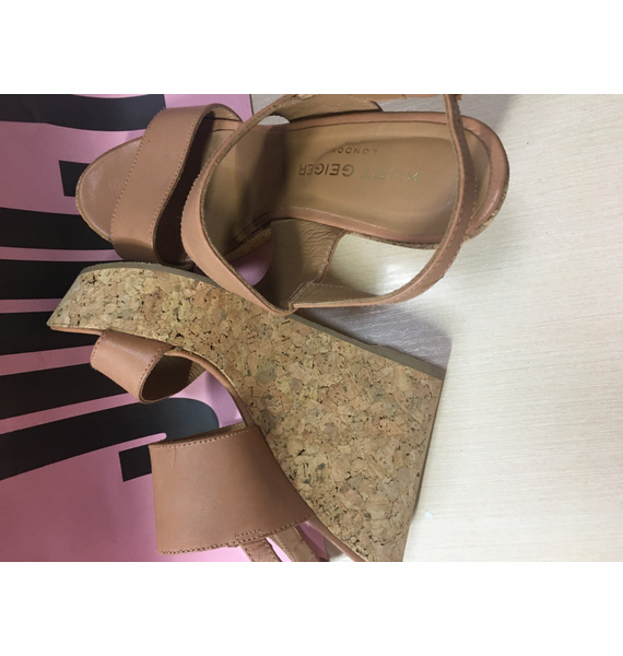 Босоножки • Kurt Geiger London • Коричневый