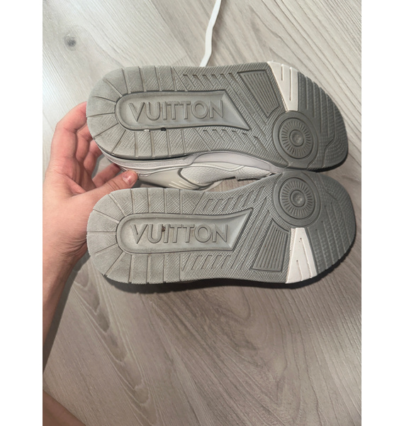 Кроссовки • Louis Vuitton • Белый