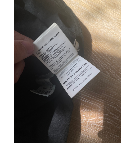 Футболка • Off-White • Черный